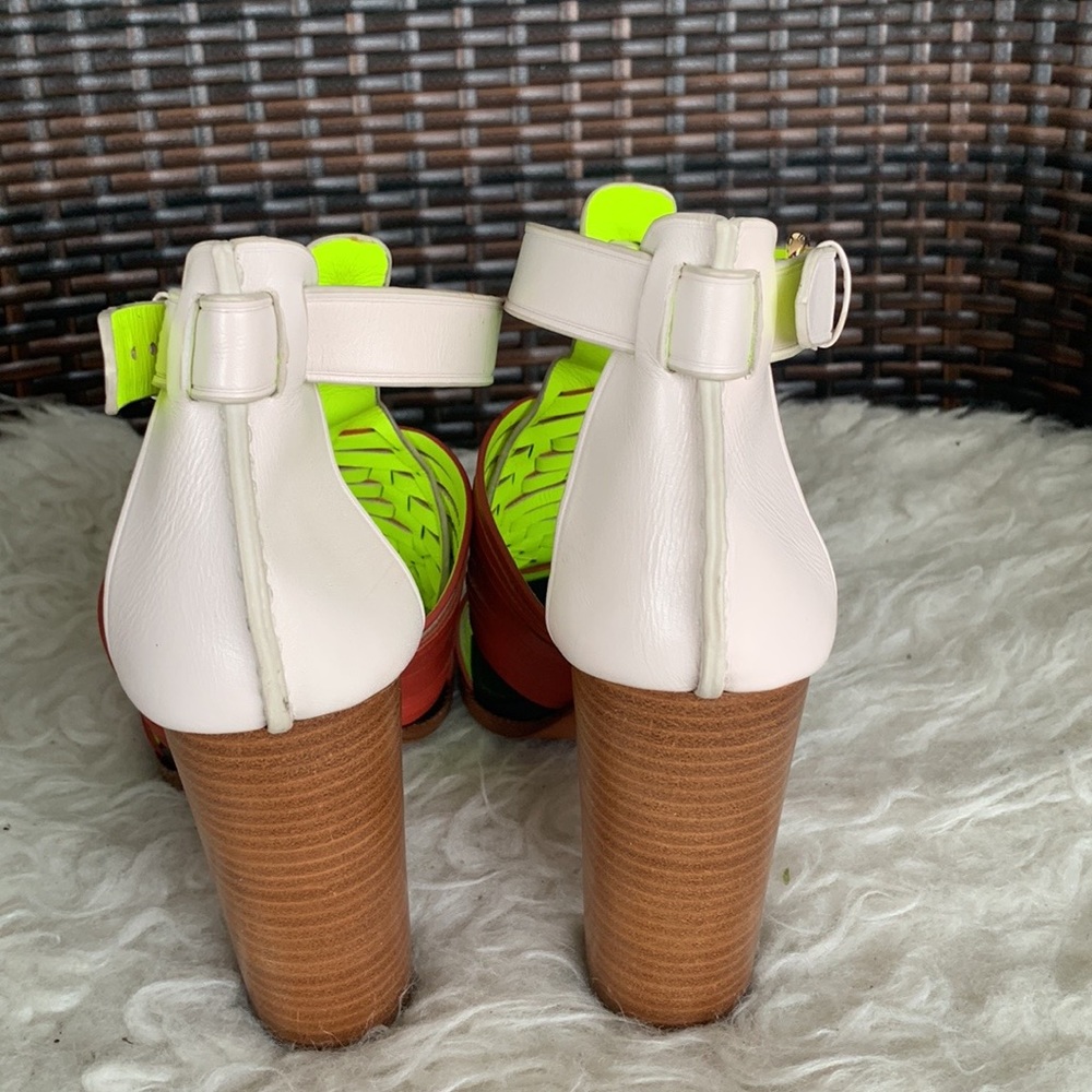 COACH Lorrie Sandal - Picture 8 of 16
